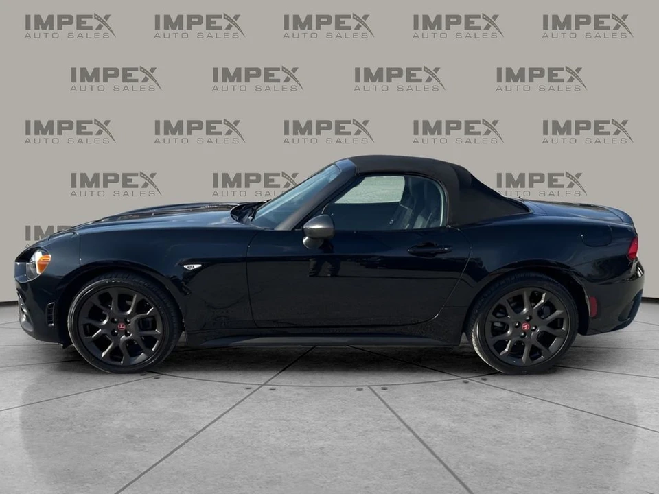 2017 Fiat 124 Spider - Image 2 of 12