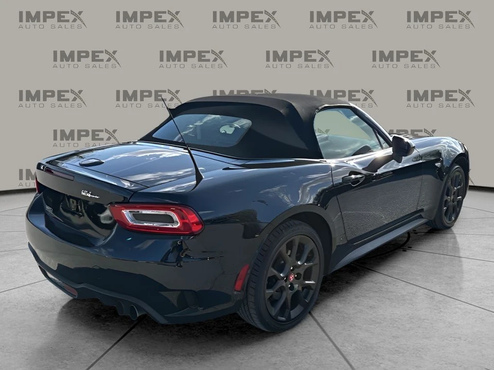 2017 Fiat 124 Spider - Image 5 of 21