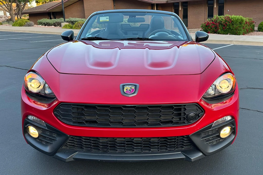 2017 Fiat 124 Spider - Image 2 of 31