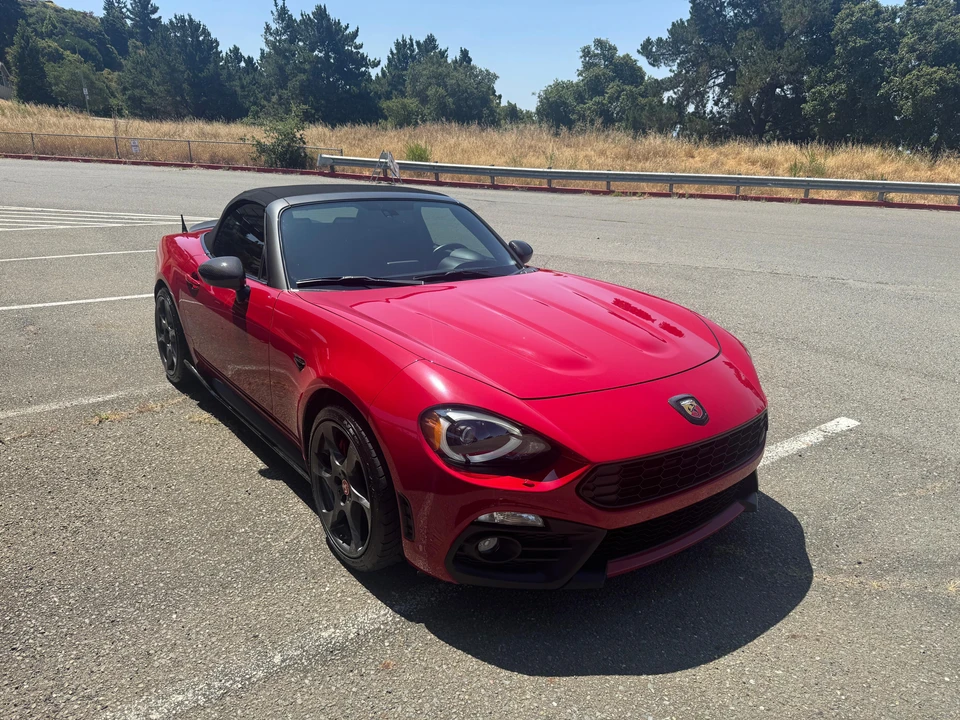 2017 Fiat 124 Spider - Image 20 of 31