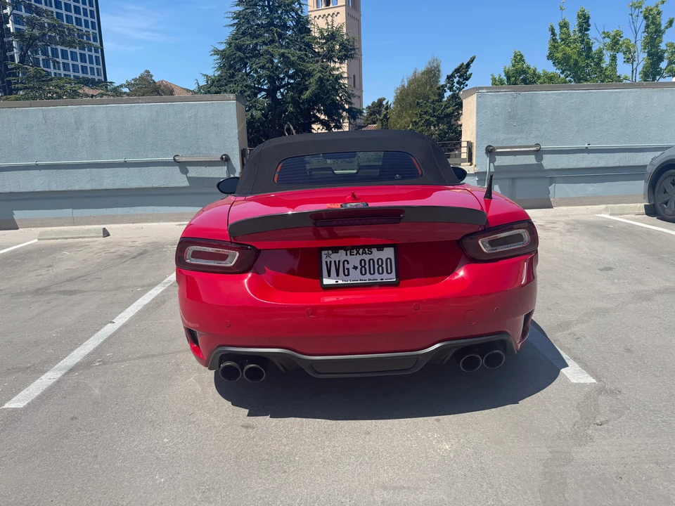 2017 Fiat 124 Spider - Image 16 of 31