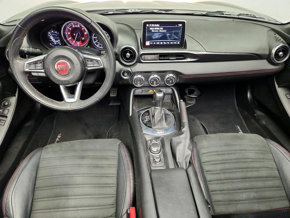 2017 Fiat 124 Spider - Image 10 of 25