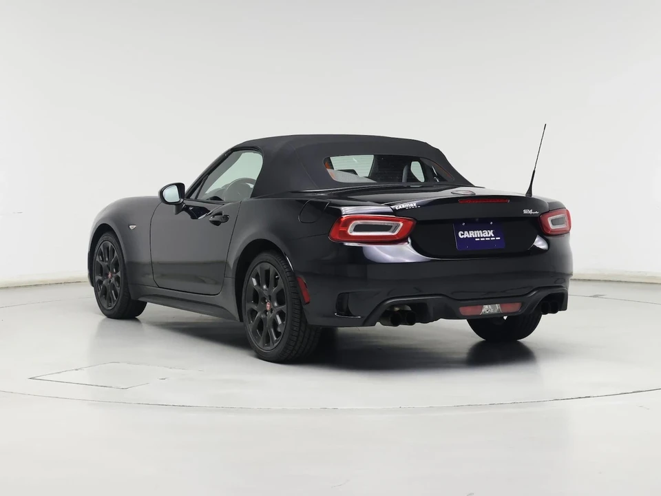 2017 Fiat 124 Spider - Image 3 of 25