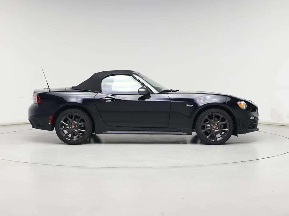 2017 Fiat 124 Spider - Image 8 of 25