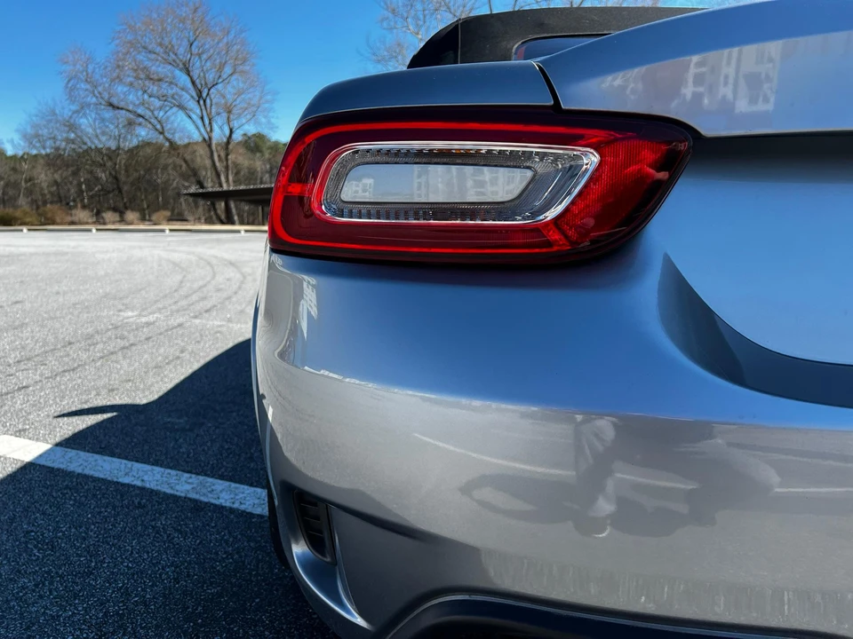 2017 Fiat 124 Spider - Image 21 of 31