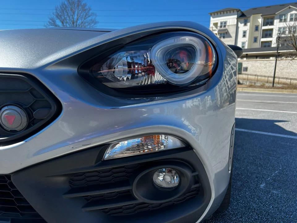 2017 Fiat 124 Spider - Image 19 of 31