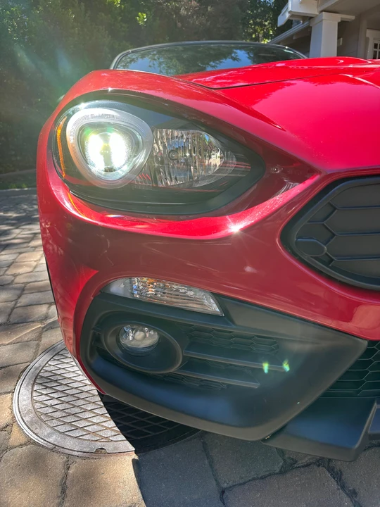 2017 Fiat 124 Spider - Image 16 of 31