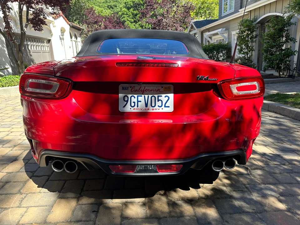 2017 Fiat 124 Spider - Image 7 of 31