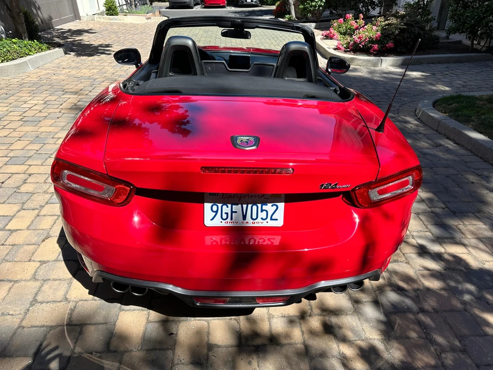 2017 Fiat 124 Spider - Image 12 of 31