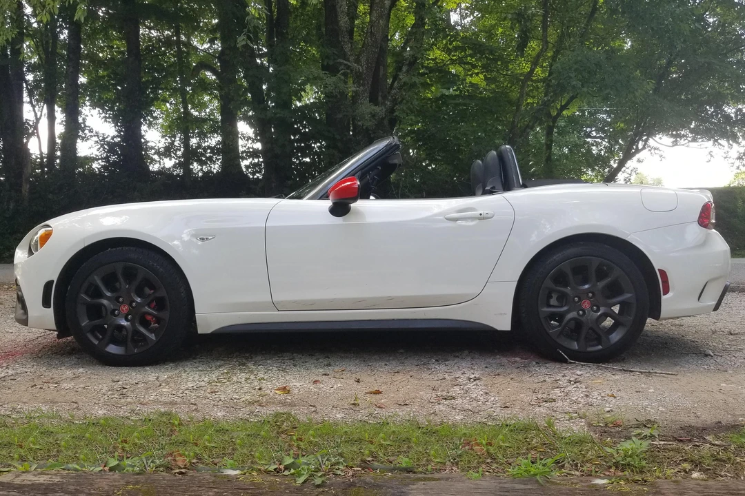2017 Fiat 124 Spider - Image 3 of 31