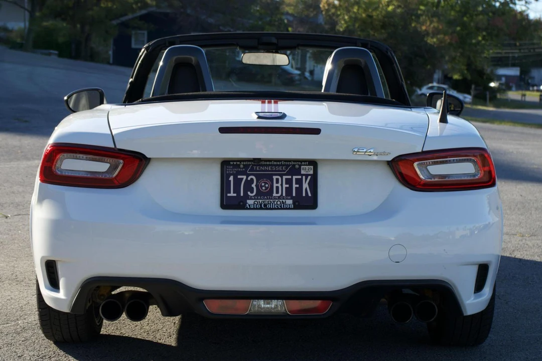 2017 Fiat 124 Spider - Image 5 of 31