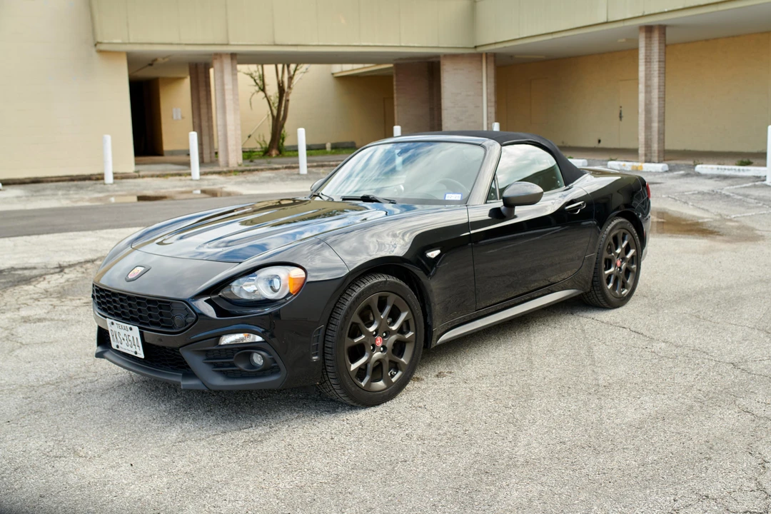 2017 Fiat 124 Spider - Image 20 of 31