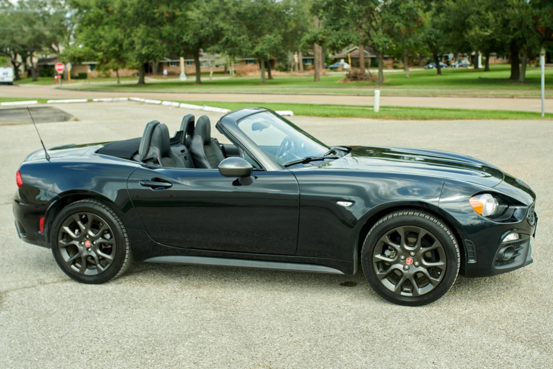 2017 Fiat 124 Spider - Image 3 of 31