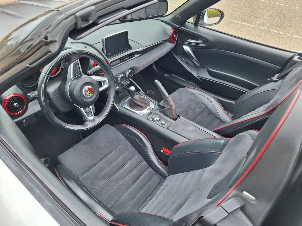 2017 Fiat 124 Spider - Image 5 of 20