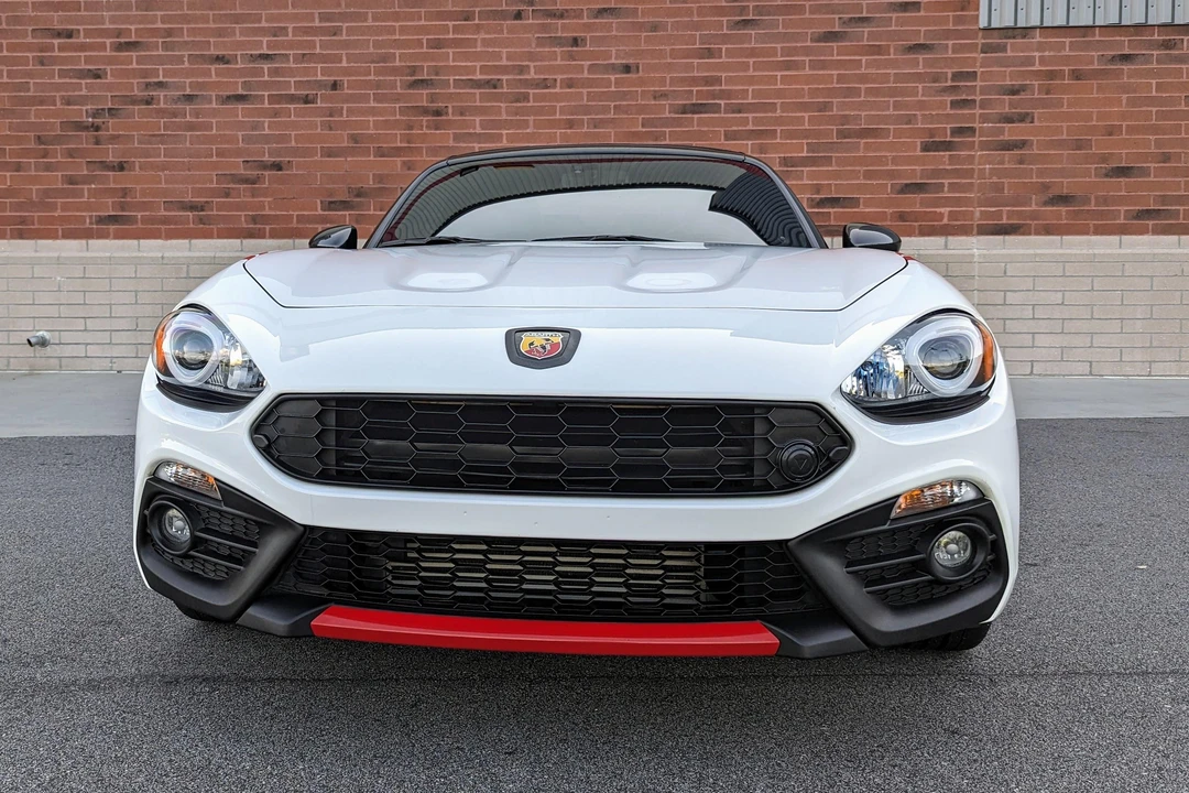 2017 Fiat 124 Spider - Image 7 of 31
