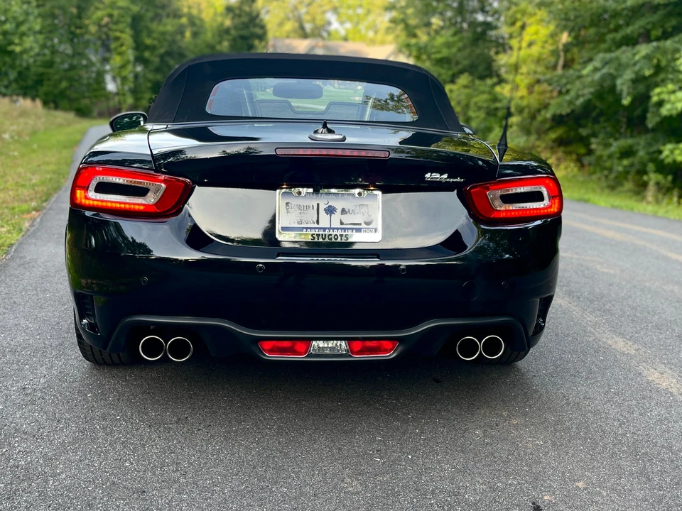 2017 Fiat 124 Spider - Image 19 of 31