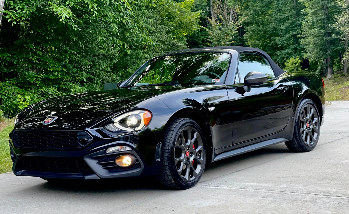2017 Fiat 124 Spider - Image 14 of 31