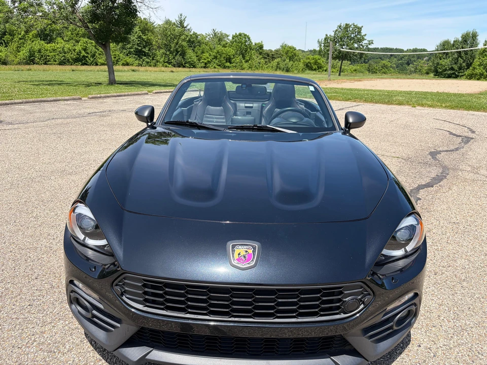 2017 Fiat 124 Spider - Image 15 of 31