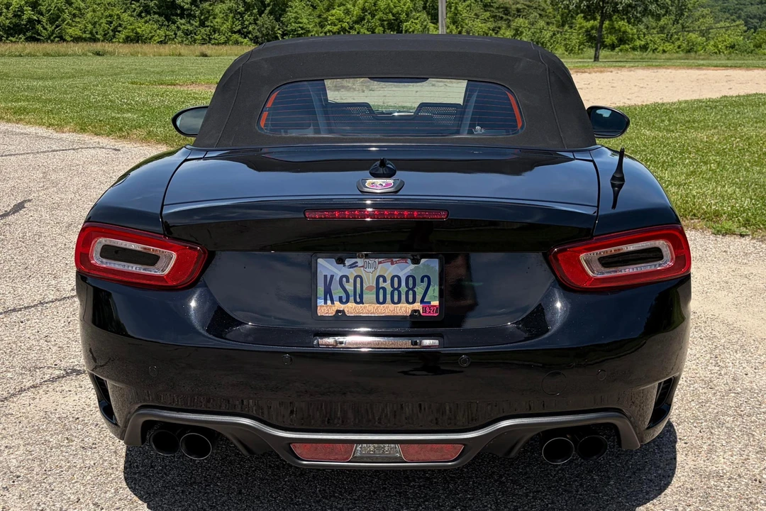 2017 Fiat 124 Spider - Image 5 of 31