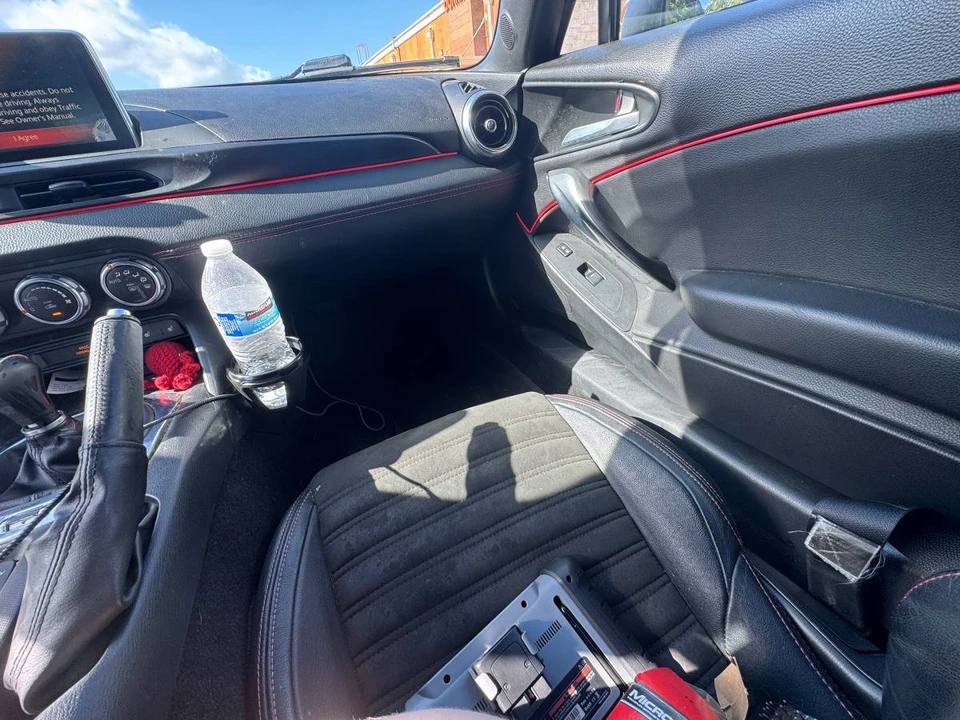 2017 Fiat 124 Spider - Image 14 of 19
