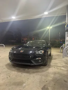 2017 Fiat 124 Spider Abarth