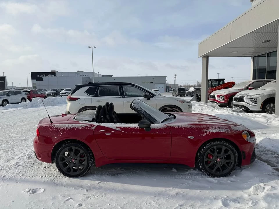 2017 Fiat 124 Spider - Image 3 of 4