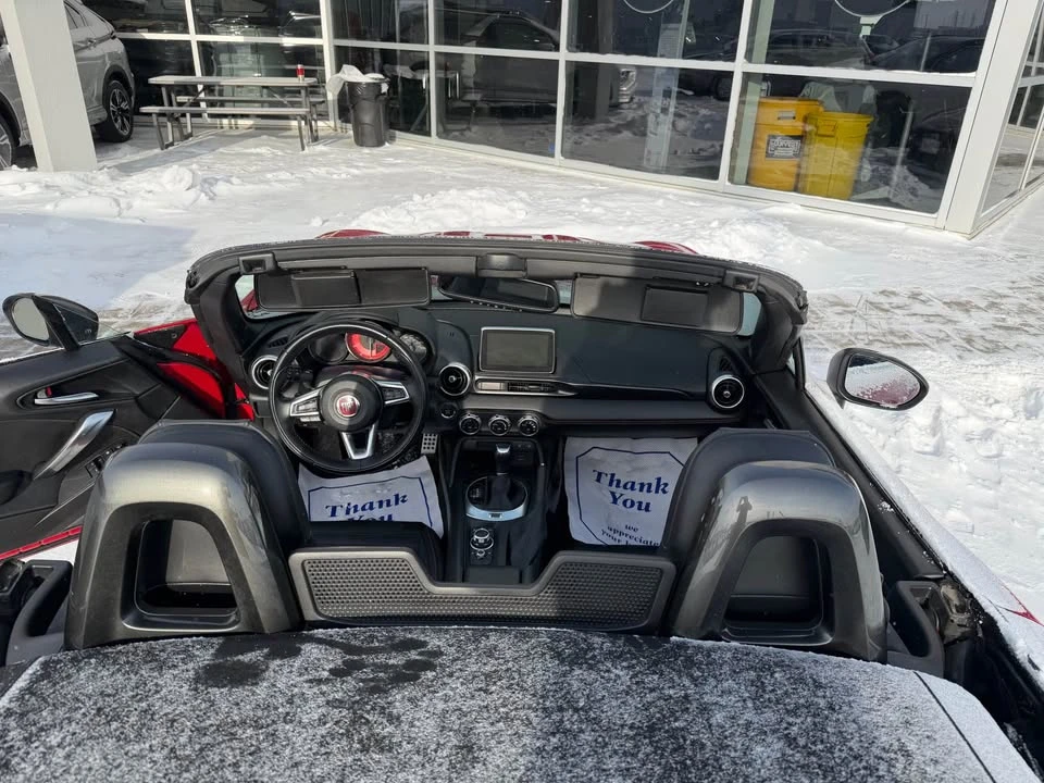 2017 Fiat 124 Spider - Image 2 of 4