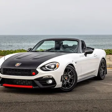 2017 Fiat 124 Spider Abarth