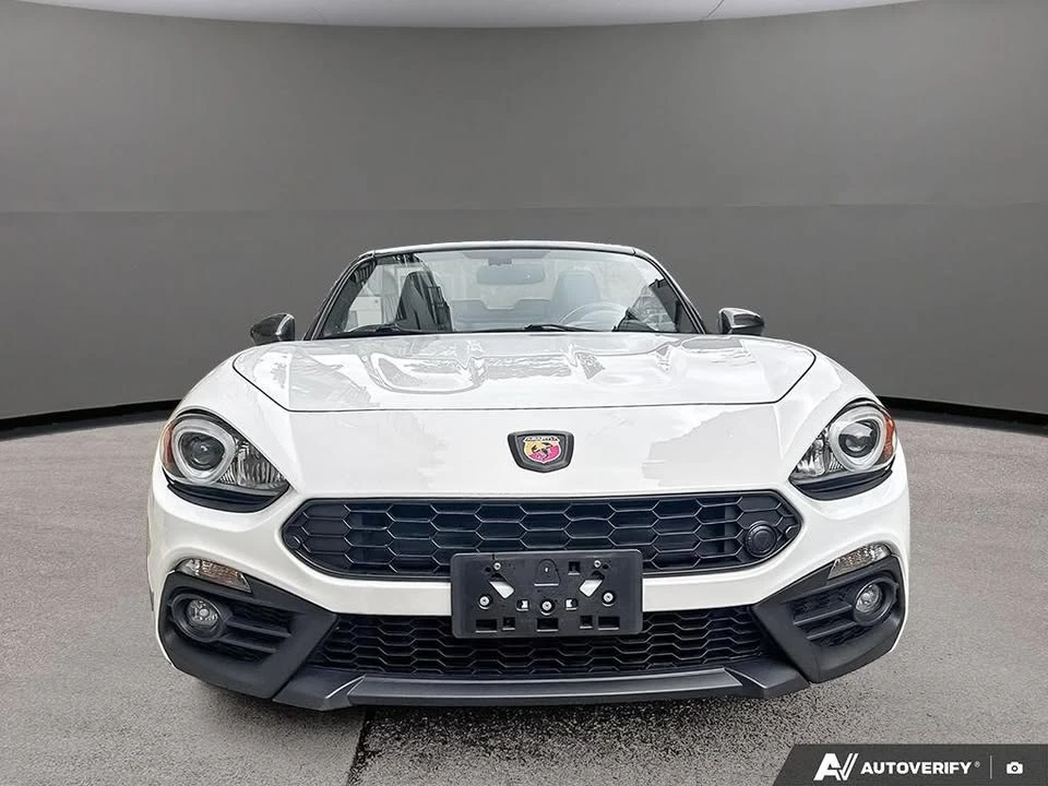 2017 Fiat 124 Spider - Image 2 of 17