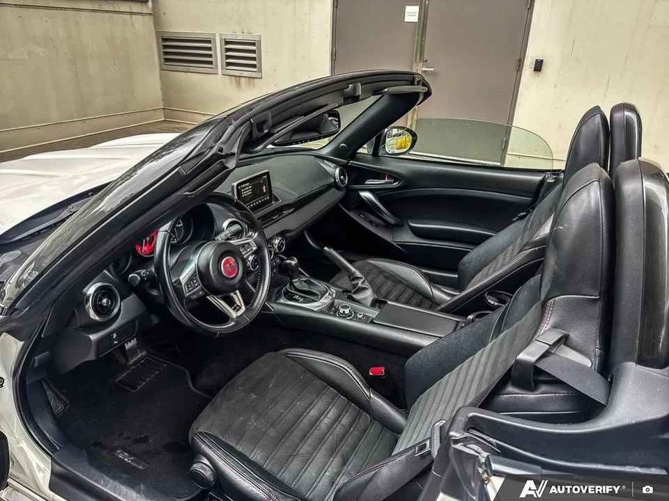 2017 Fiat 124 Spider - Image 12 of 17