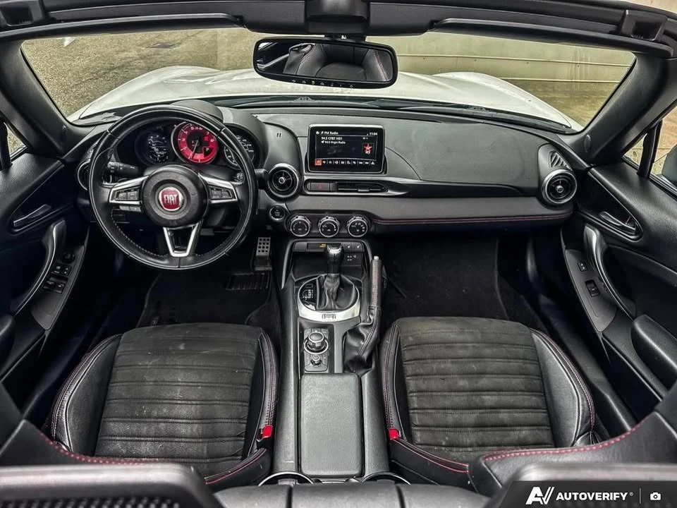 2017 Fiat 124 Spider - Image 10 of 17