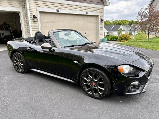 2017 Fiat 124 Spider - Image 2 of 6