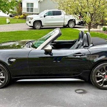 2017 Fiat 124 Spider Abarth