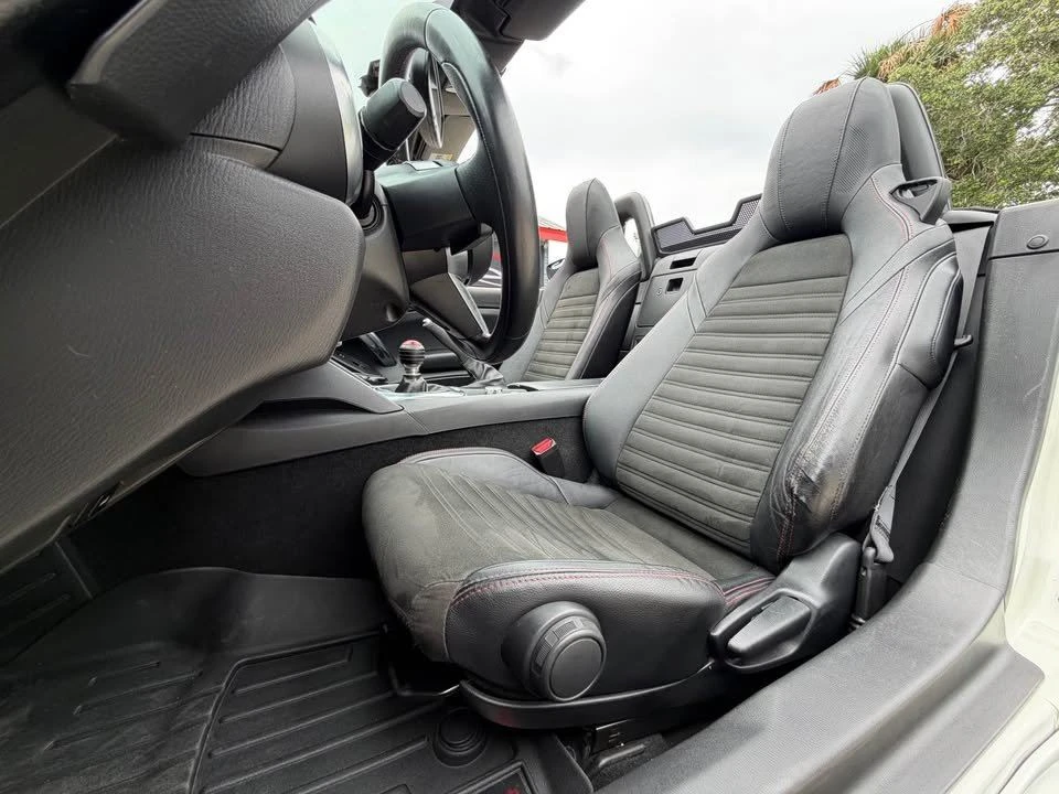 2017 Fiat 124 Spider - Image 4 of 20
