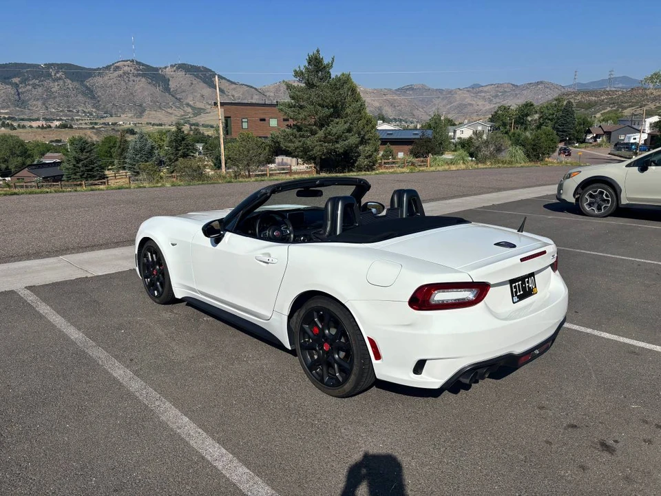 2017 Fiat 124 Spider - Image 5 of 19