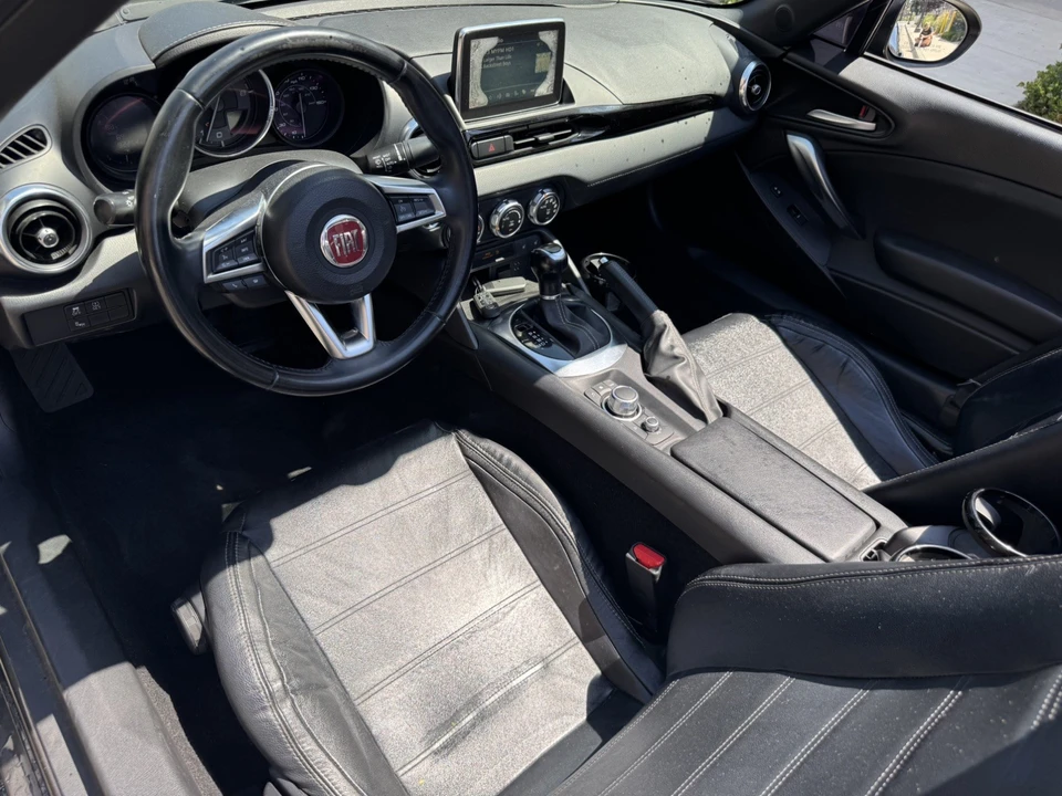 2017 Fiat 124 Spider - Image 20 of 31