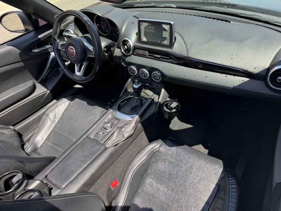 2017 Fiat 124 Spider - Image 13 of 31