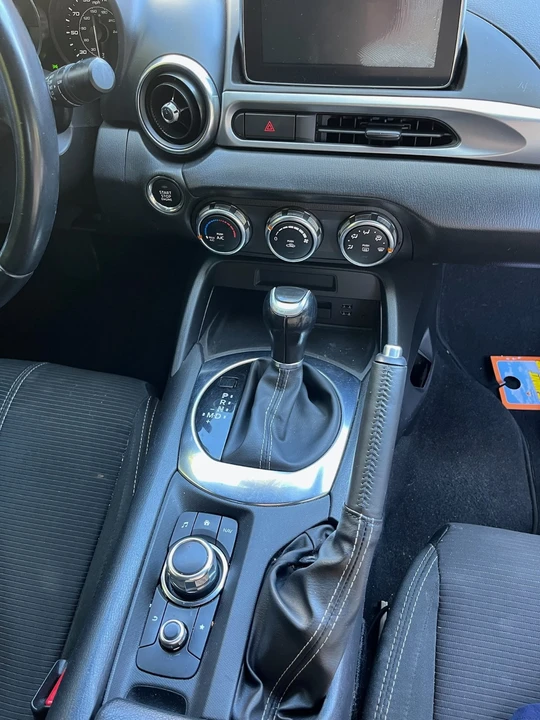 2017 Fiat 124 Spider - Image 3 of 8