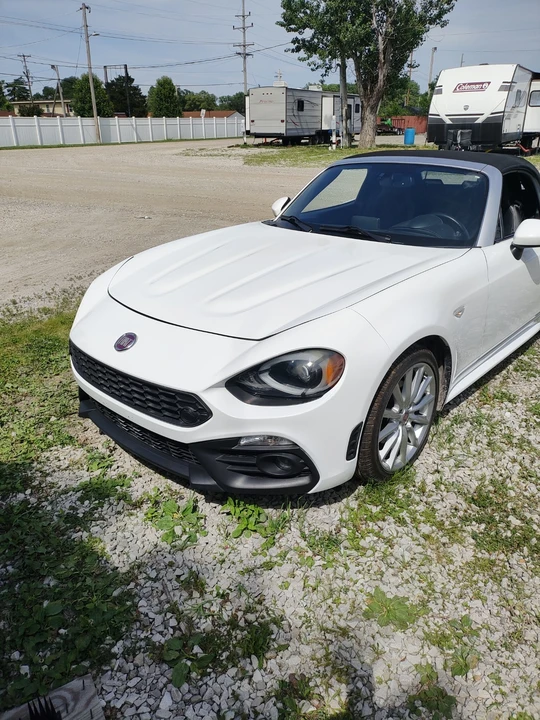 2017 Fiat 124 Spider - Image 6 of 15