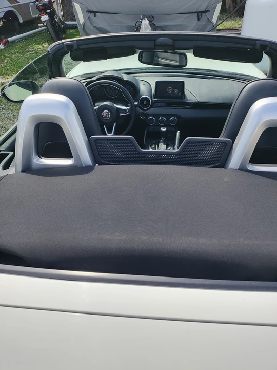 2017 Fiat 124 Spider - Image 3 of 15