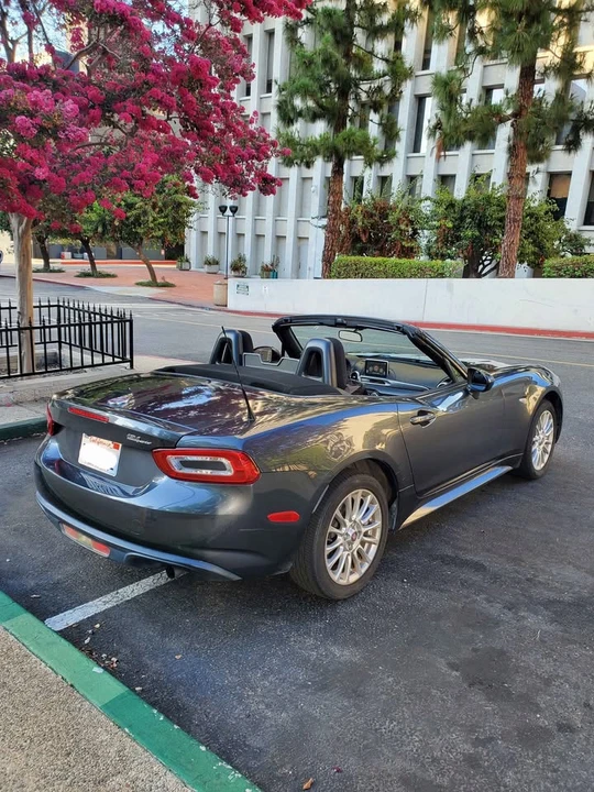 2017 Fiat 124 Spider - Image 14 of 14