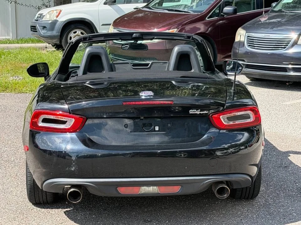 2017 Fiat 124 Spider - Image 5 of 11
