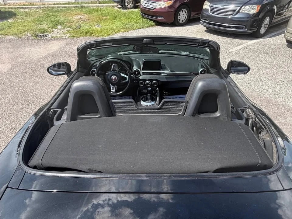 2017 Fiat 124 Spider - Image 7 of 11