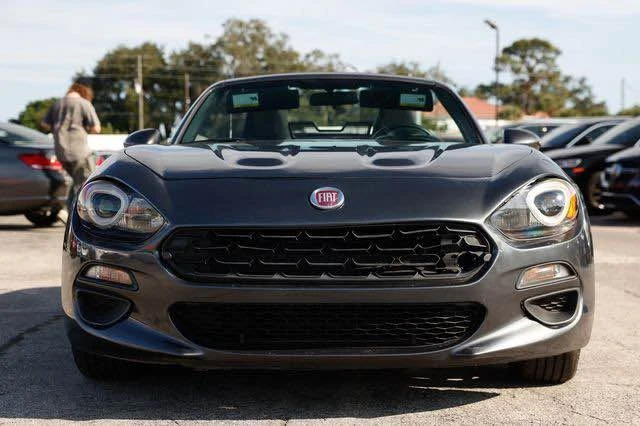 2017 Fiat 124 Spider - Image 8 of 14