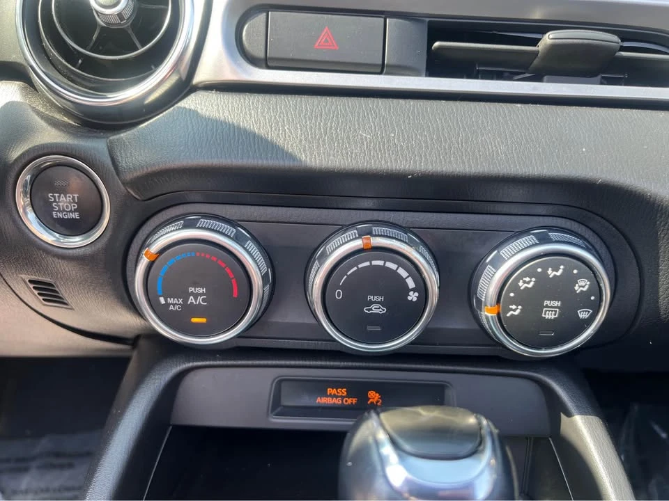 2017 Fiat 124 Spider - Image 12 of 14