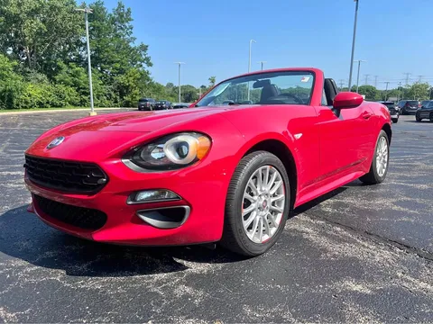 2017 Fiat 124 Spider Classica Convertible 2D