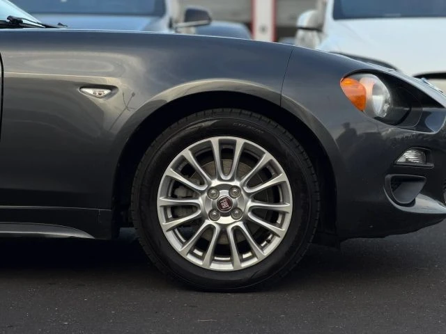 2017 Fiat 124 Spider - Image 7 of 26