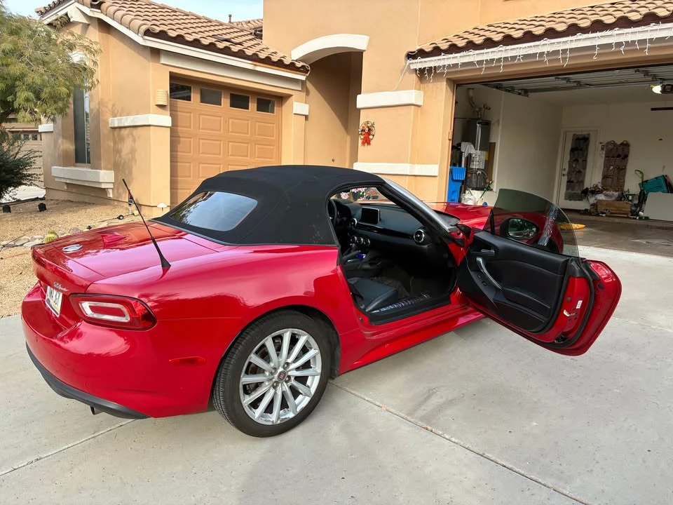 2017 Fiat 124 Spider - Image 3 of 8