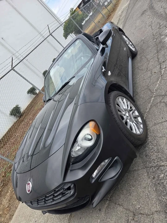 2017 Fiat 124 Spider - Image 4 of 9