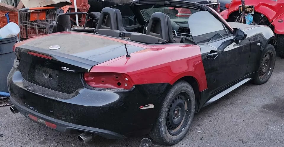 2017 Fiat 124 Spider - Image 3 of 17